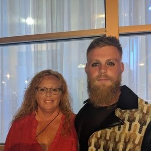 Meet your Posher, Mindy